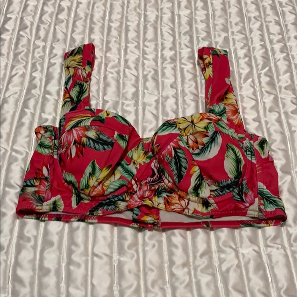 Bikini Top gives me Mexico vibes